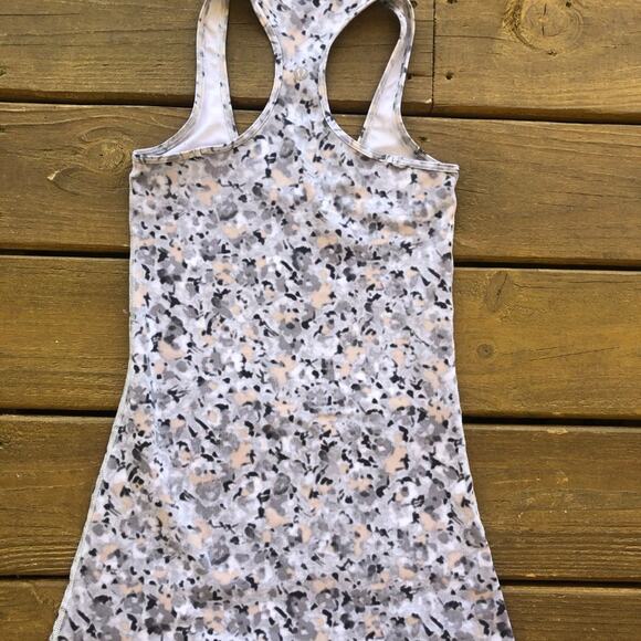 Lululemon CRB Tank in "Not So Petite Fleur Silver Spoon - Picture 3 of 4